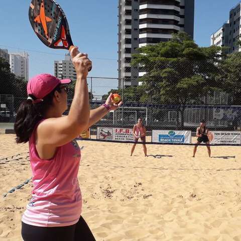 Com R$ 12 mil em premia&ccedil;&atilde;o, prefeitura lan&ccedil;a 1&ordm; Open de Beach Tennis