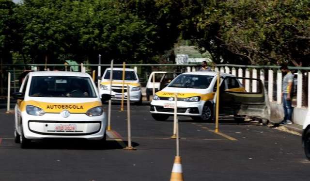 Detran notifica autoescola no Aero Rancho por fechar as portas sem aviso