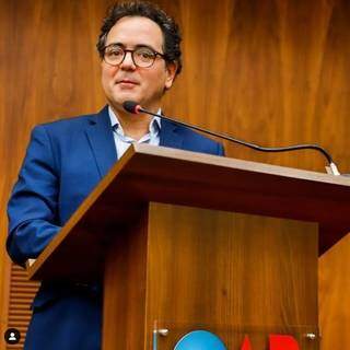 Advogado Luís Cláudio Alves Pereira, o Bitto, é o primeiro a lançar campanha a presidência da OAB-MS (Foto Instagram)