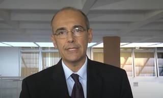 Presidente do CFM (Conselho Federal de Medicina), Mauro Luiz de Brito Ribeiro. (Foto: Reprodução/YoutubeCFM)