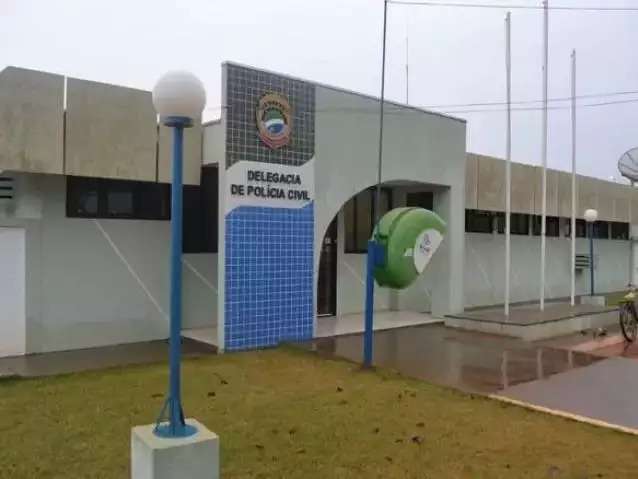 Menina de 12 anos &eacute; expulsa de casa ao recusar ter rela&ccedil;&otilde;es sexuais com padrasto