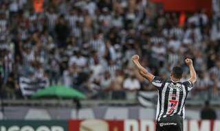 Com Hulk artilheiro, Galo vence Cear&aacute; e abre mais na ponta da S&eacute;rie A