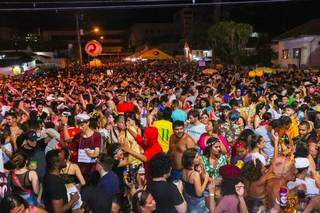 Festa do Capivara Blasé pelas ruas da Esplanada Ferroviária (Foto: Arquivo/Henrique Kawaminami)