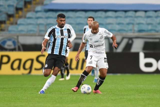 Duelos contra o rebaixamento marcam a rodada de domingo no Brasileir&atilde;o