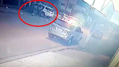 Vídeo mostra momento em que pistoleiros fuzilam jovens na saída de festa