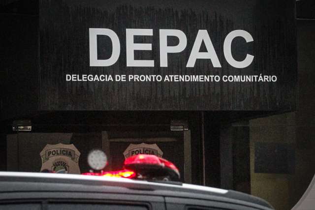 Jovem &eacute; esfaqueada por adolescente de 14 anos em bar