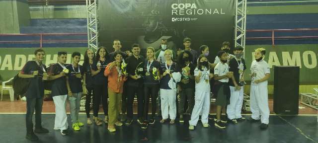 Delega&ccedil;&atilde;o de MS fatura 18 medalhas na Copa Regional de Taekwondo 