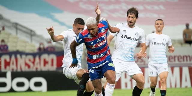 Com gol de Pikachu, Fortaleza vence o Gr&ecirc;mio por 1 a 0