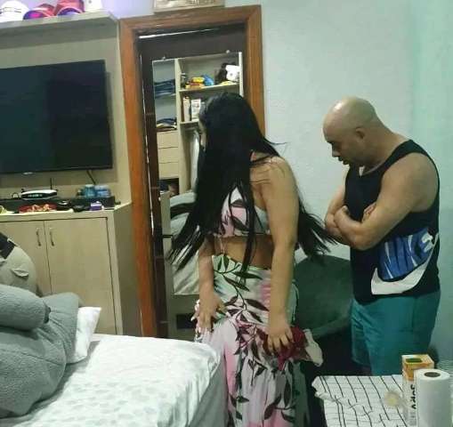Suspeito de chacina, traficante &eacute; encontrado com namorada dentro de cela de luxo