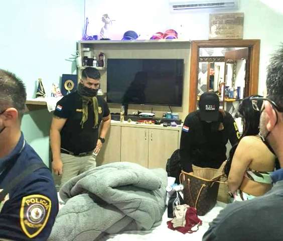 Ap&oacute;s encontrar cela &quot;VIP&quot;, Paraguai fecha pres&iacute;dio e transfere 430 detentos