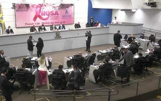 Ao todo, 24 vereadores de Campo Grande participaram da sessão desta terça-feira na Câmara (Foto: Reprodução/Live CMCG)