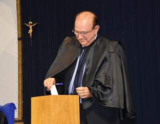 Osmar Jeronymo é conselheiro do Tribunal de Contas do Estado. (Foto: TCE)