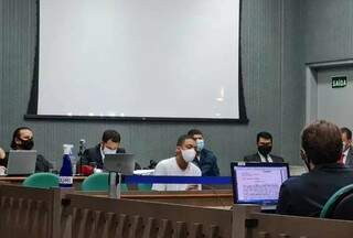 Dupla que quase decapitou em "tribunal do crime" é condenada a 35 anos de prisão Dupla que quase decapitou em "tribunal do crime" é condenada a 35 anos de prisão