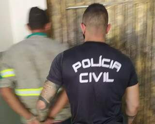 Suspeito foi preso pelos investigadores da Polícia Civil de Rio Brilhante (Foto: Rio Brilhante em Tempo Real)