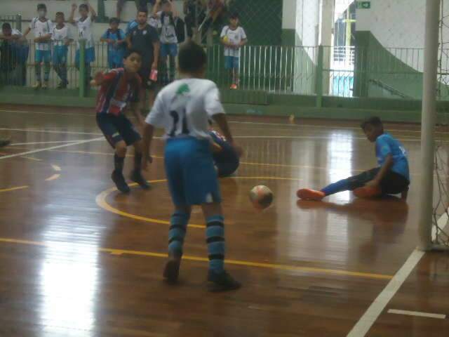 Goleada por 9 a 0 marca antepen&uacute;ltima rodada classificat&oacute;ria da Copa Pelezinho