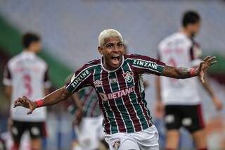 No Maracanã, Fluminense e Flamengo disputaram clássico carioca pela 28ª rodada do Brasileirão (Fotos: Thiago Ribeiro/AGIF)