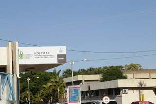 Fachada do Hospital Universitário em Campo Grande (Foto: Kisiê Ainoã | Arquivo)