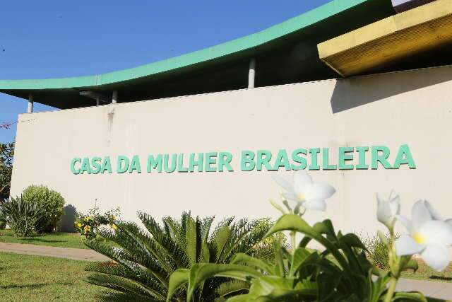 Padrasto &eacute; suspeito de estuprar enteada durante idas da esposa &agrave; igreja