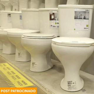 Esquenta tem vaso sanitário branco com caixa acoplada em promoção. (Foto: Kísie Ainoã)