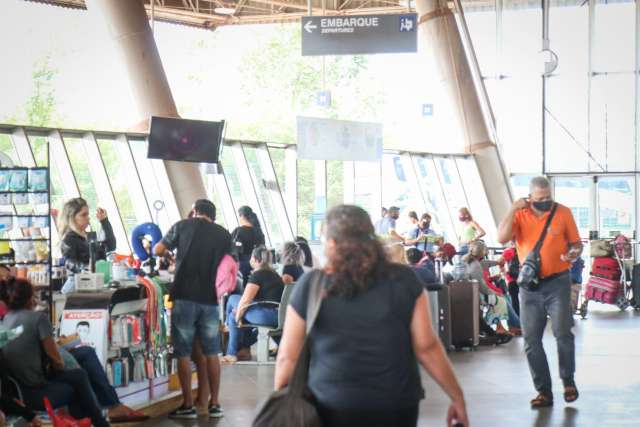 Rodovi&aacute;ria espera 25,7 mil pessoas no feriado de Finados
