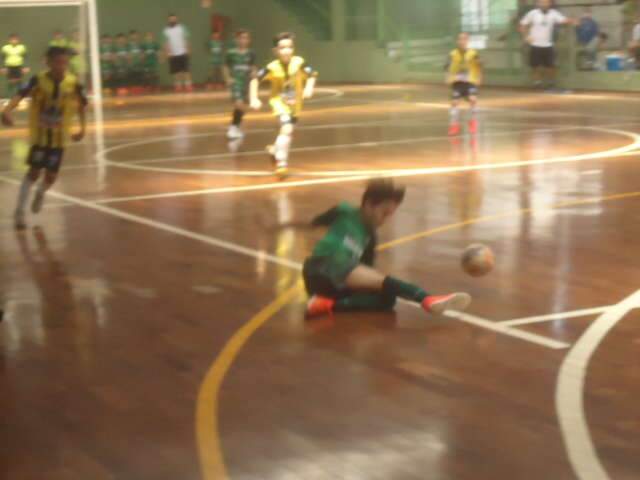 Goleada de 22 a 0 marcada rodada de torneio de futsal de base