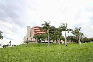 Hospital Regional Rosa Pedrossian, em Campo Grande. (Foto: Paulo Francis/Arquivo)