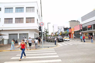 Rua 14 de Julho, principal via comercial de Campo Grande. (Foto: Paulo Francis/Arquivo)