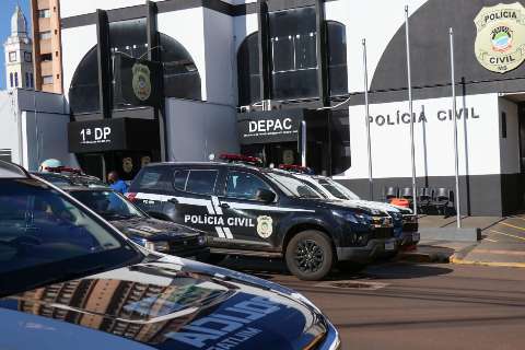 Persegui&ccedil;&atilde;o entre PM e presidi&aacute;rios termina com jovem baleada