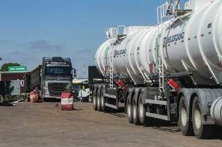 Em Campo Grande, caminhoneiros mant&ecirc;m rotina e n&atilde;o aderem &agrave; paralisa&ccedil;&atilde;o nacional