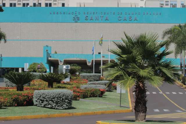Jovem baleado na barriga passa por cirurgia e j&aacute; respira sem aparelhos