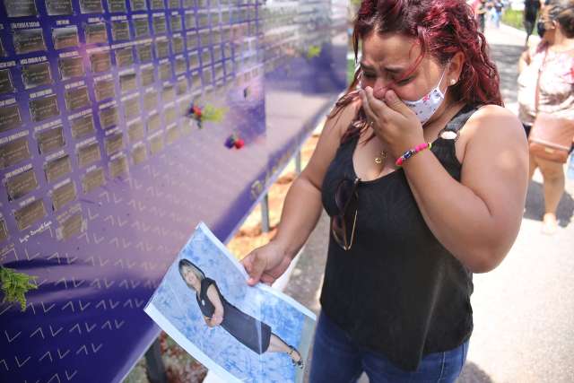 Painel com 700 nomes &eacute; alento para quem a covid tirou o direito &agrave; despedida