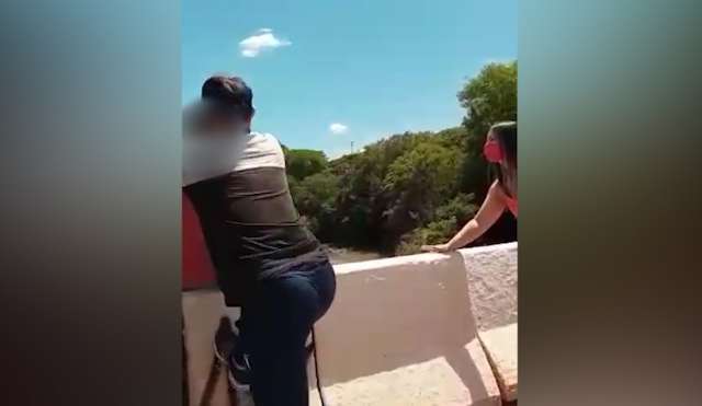 Bombeiro de folga salva homem que tentava se jogar de ponte na Capital