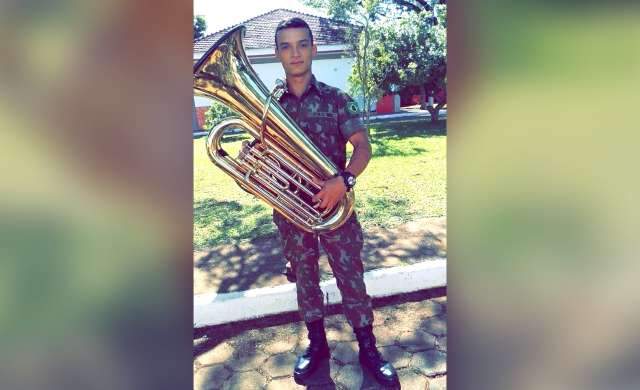 Cabo do Ex&eacute;rcito &eacute; encontrado morto em unidade militar na fronteira