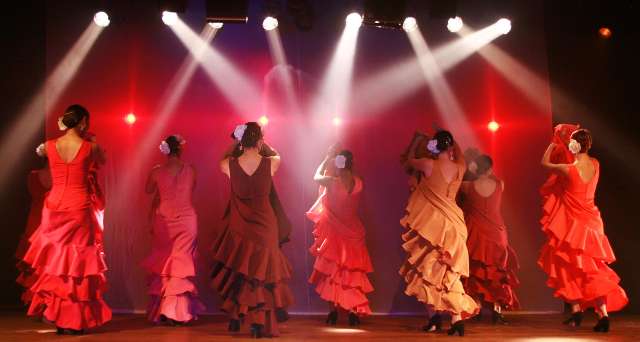 Espetáculo em Armazém Cultural garante encontro de Líbano e Espanha no palco