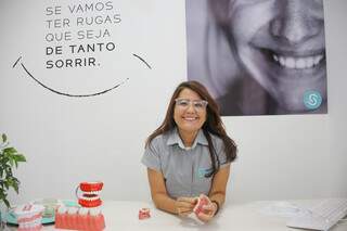 Com 28 anos de uma carreira bem sucedida, Katia Jara decidiu empreender como franqueada da Odonto Special. (Foto: Paulos Francis) 