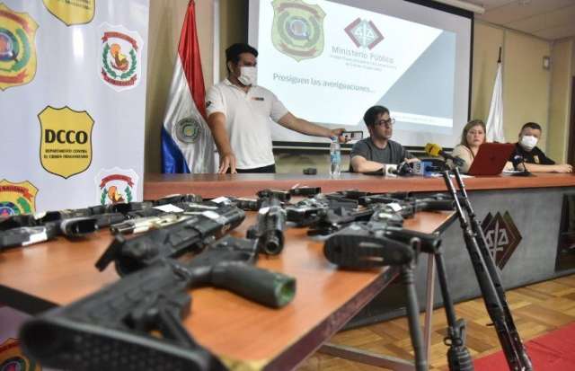 Tr&ecirc;s militares paraguaios s&atilde;o presos por desvio de armas em poder do Ex&eacute;rcito