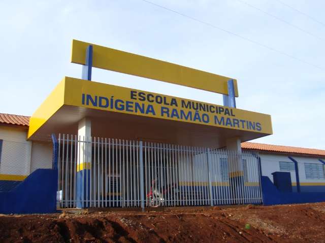 Aulas voltam em Dourados, mas adolescentes ind&iacute;genas seguem com baixa imuniza&ccedil;&atilde;o