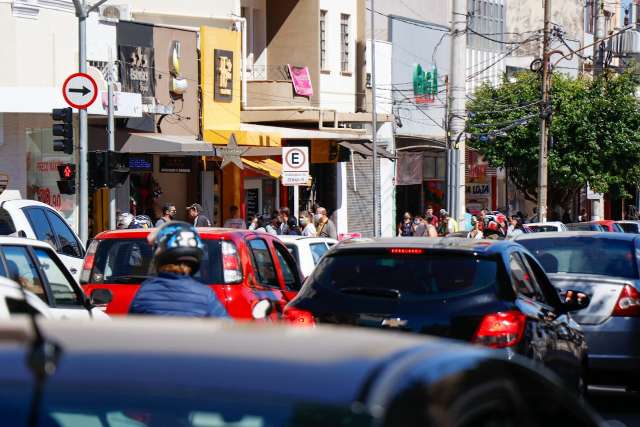 Com alta da gasolina, infla&ccedil;&atilde;o acumula 11,41% em Campo Grande 