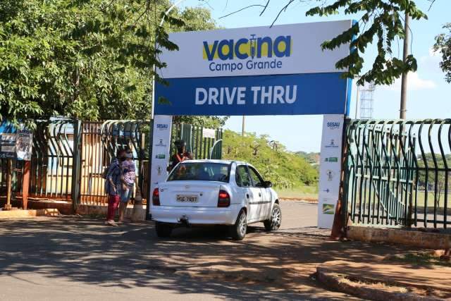 Sesau abre sindic&acirc;ncia para apurar fura-fila da vacina contra covid