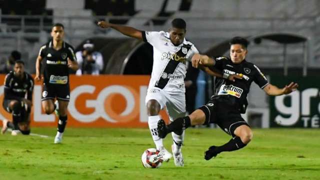 Ponte Preta e Botafogo jogam mal e n&atilde;o saem do empate em 0 a 0 