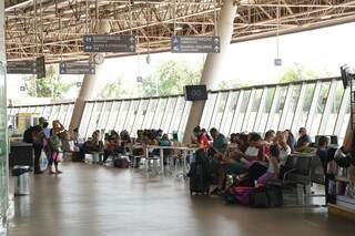 Voc&ecirc; pretende viajar no pr&oacute;ximo feriad&atilde;o, de s&aacute;bado a segunda?