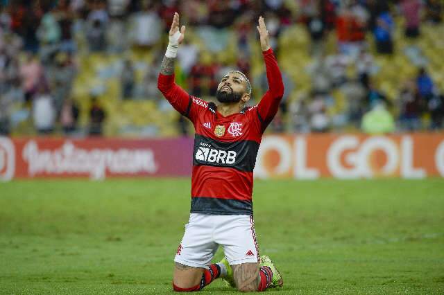 Gabigol completa 100 gols em vit&oacute;ria de 3 a 0 do Flamengo sobre o Bahia 