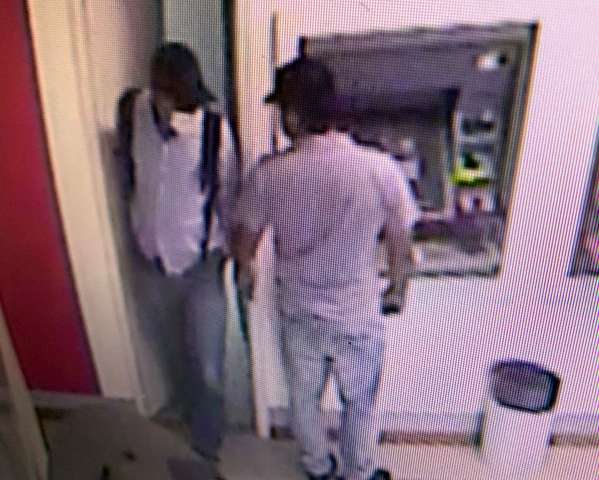 Pol&iacute;cia procura em outro estado assaltantes que invadiram ag&ecirc;ncia banc&aacute;ria