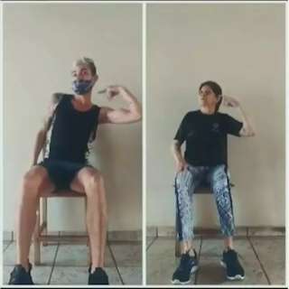 Ap&oacute;s AVC, Aracy continua dan&ccedil;ando funk at&eacute; sentada em cadeira