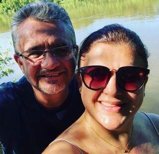 Para deixar recorda&ccedil;&atilde;o aos netos, casal cria v&iacute;deos na internet