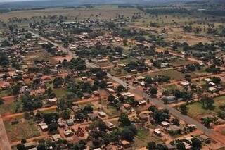 Imagem aérea da cidade de Dois Irmãos do Buriti, aniversariante de hoje. (Foto: Divulgação)