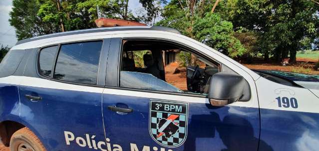 Policial &eacute; ferido a pedrada durante confronto com &iacute;ndios