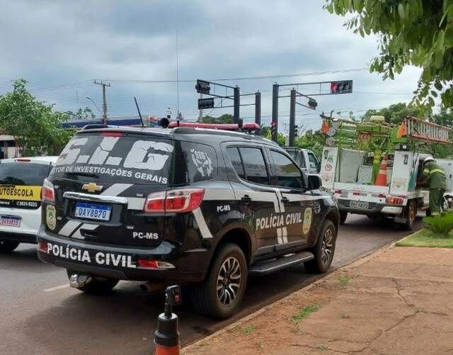 Comerciante confessa ligação direta e é preso por furtar energia há 3