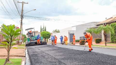 Prefeitura inicia nova frente de servi&ccedil;o em ruas do Bairro Vilas Boas