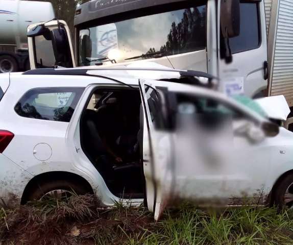 Caminhoneiro que provocou acidente com 4 mortes &eacute; preso por homic&iacute;dio 